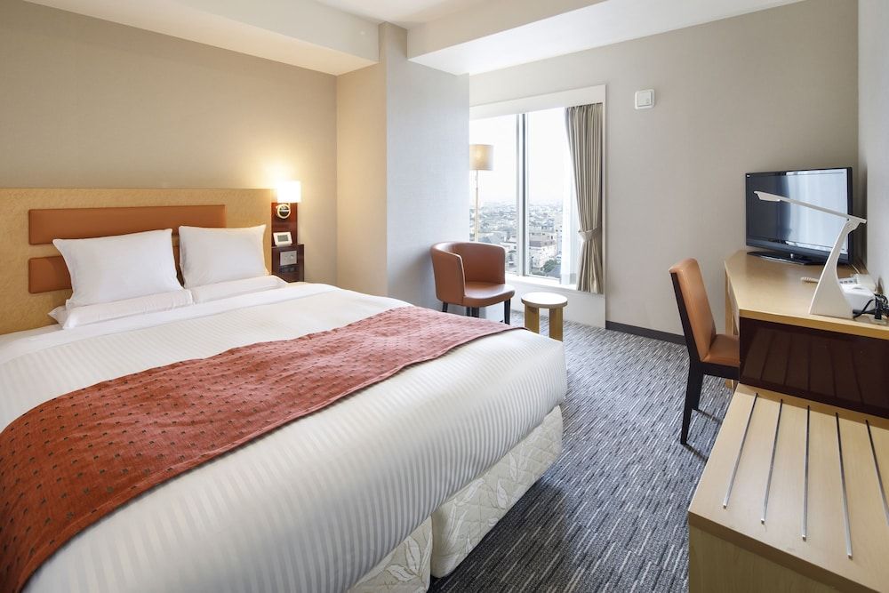 Superior Room, 1 Queen Bed, Smoking (Adult Room Occupancy 2 People)