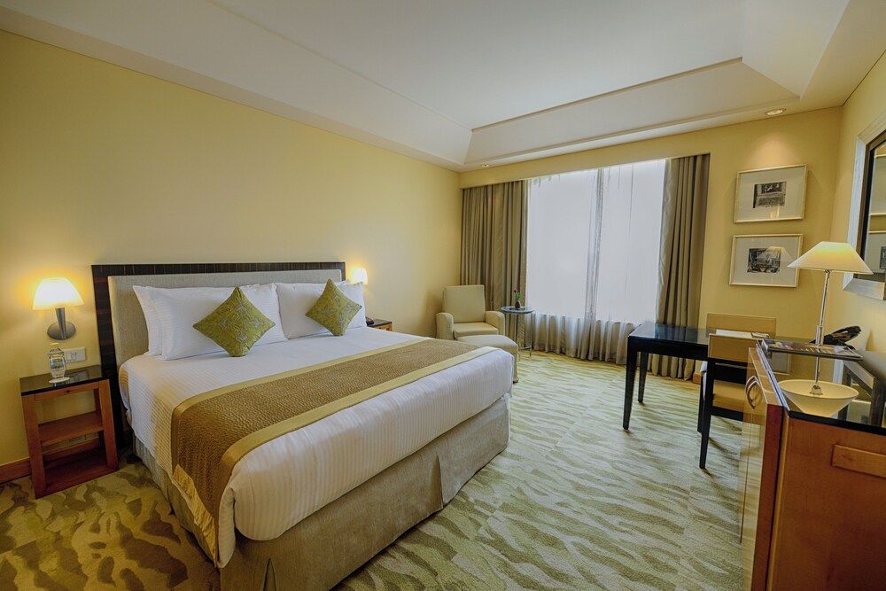 Grand Premium Room- Queen