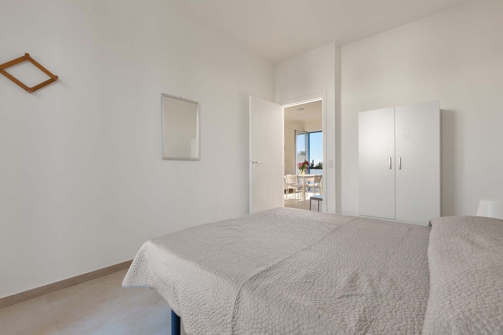 Basic Apartment, 2 Bedrooms (Trilo Primo Piano)