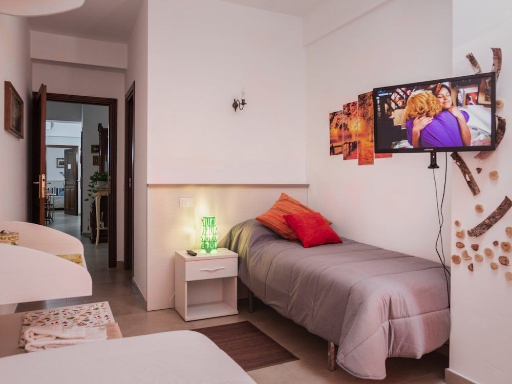Twin Room, Private Bathroom