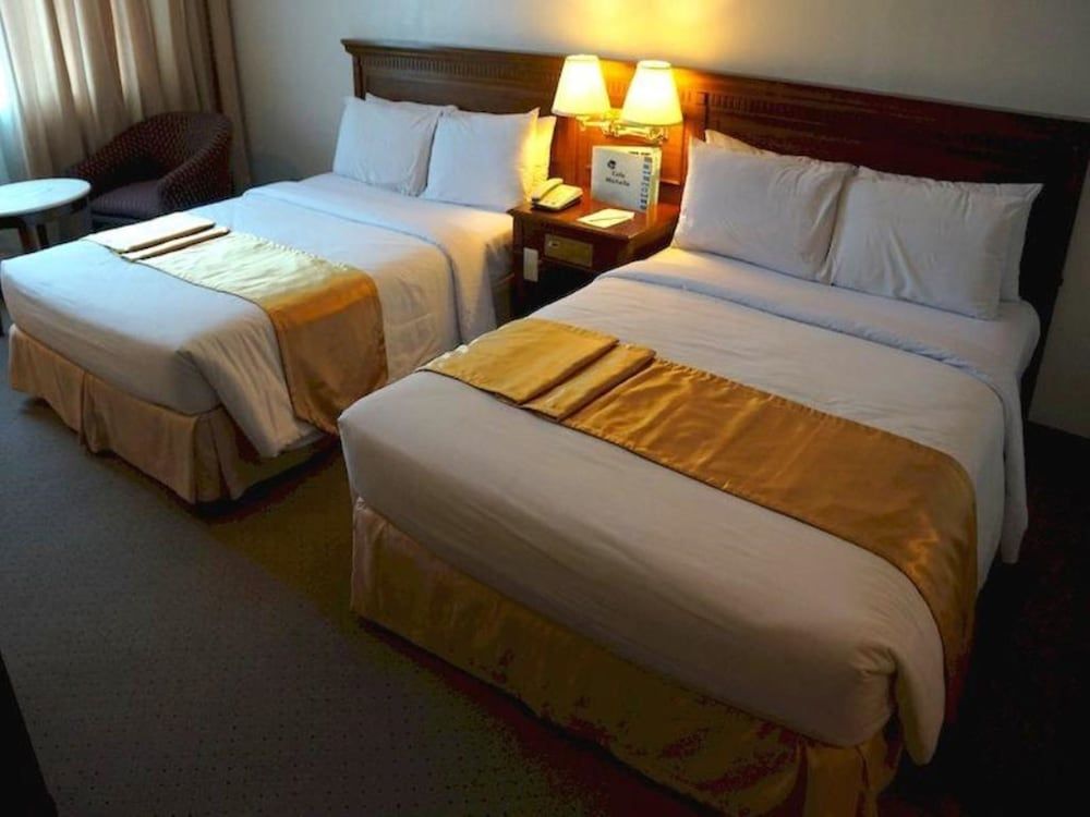 undefined Tiara Oriental Hotel 4