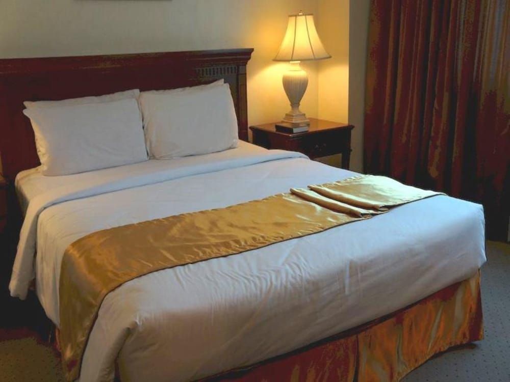undefined Tiara Oriental Hotel 2