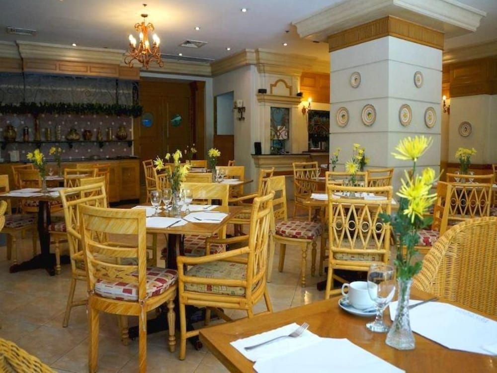 Cafe