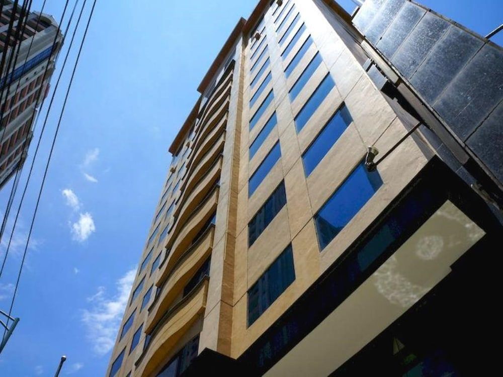 undefined Tiara Oriental Hotel 6