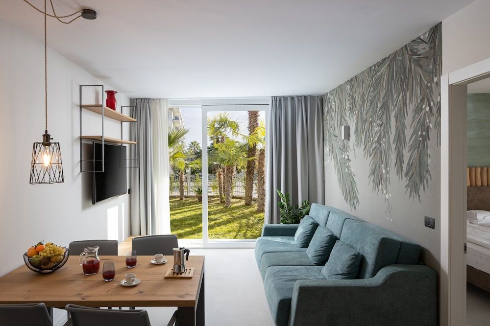 Apartment, Ground Floor (giardino)