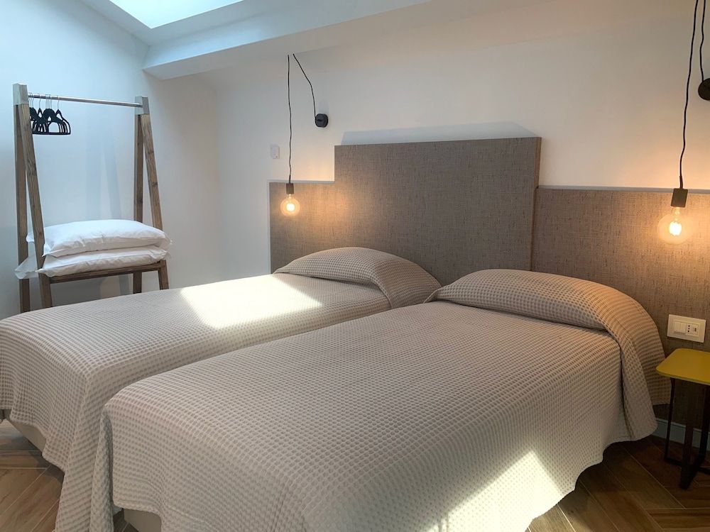 Design Duplex, 2 Bedrooms, Mountain View (East maisonette)