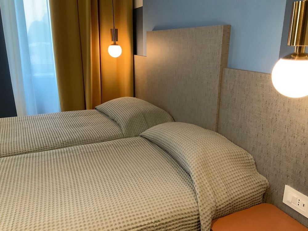 Apartment, 2 Bedrooms, Mountain View (South)