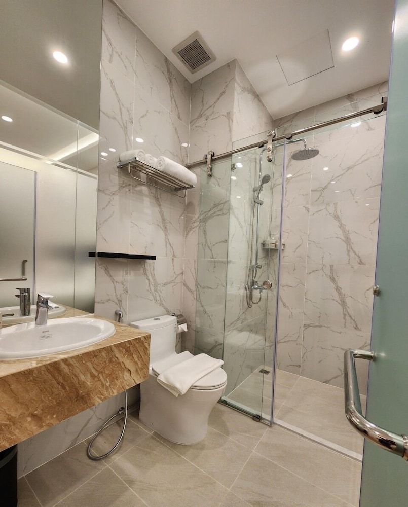 undefined Ruby Hotel 10