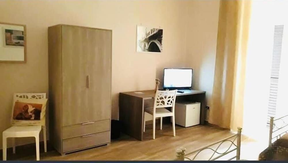 Affittacamere B&B Alba Ionica Comfort Room, Private Bathroom 9