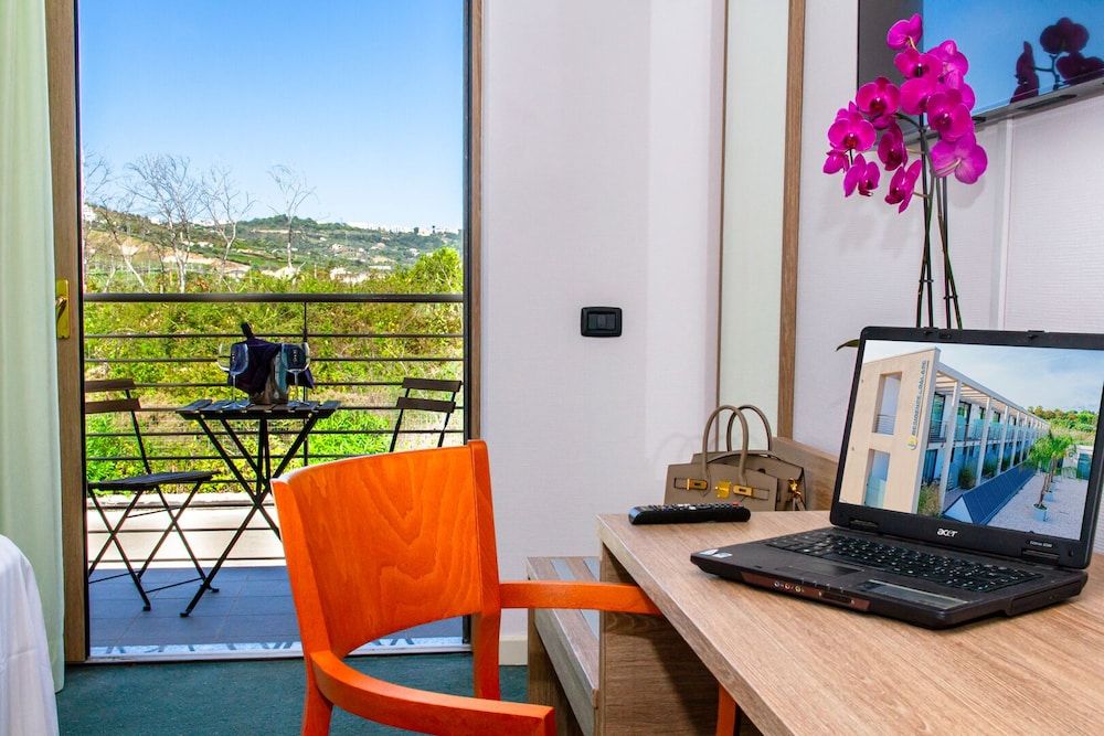 Residence al Palace Classic Triple Room 11