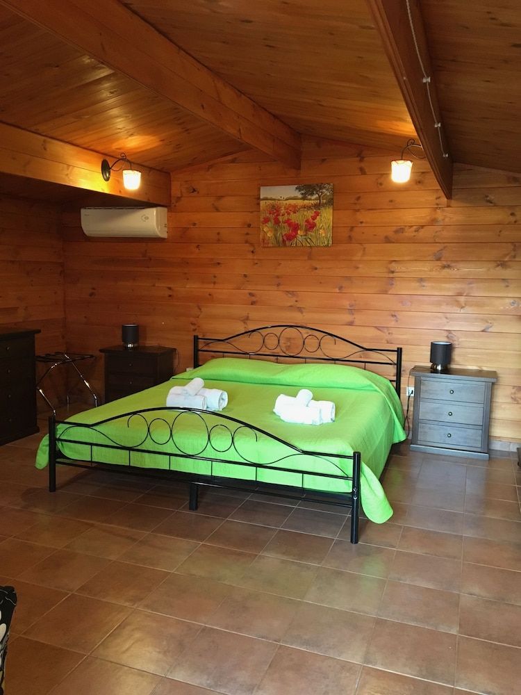 Studio, Kitchen (baita liverpool)