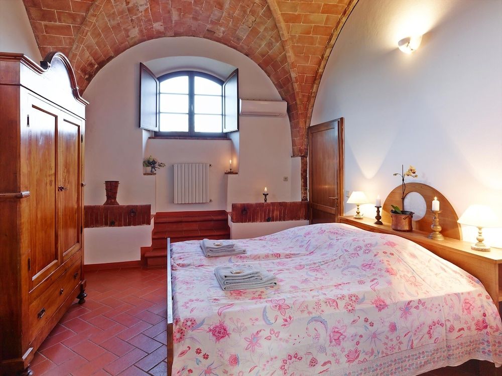 Villa, 3 Bedrooms, Terrace, Hill View (La Stalla, incl. 100€ Cleaning Fee)
