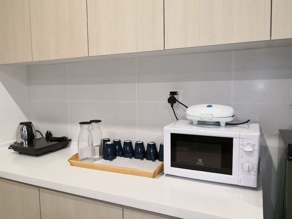 undefined Midhill by Cheng 6