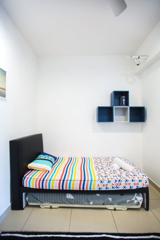 OwnAStay Midhill by Symphony Suite Superior Standard 4