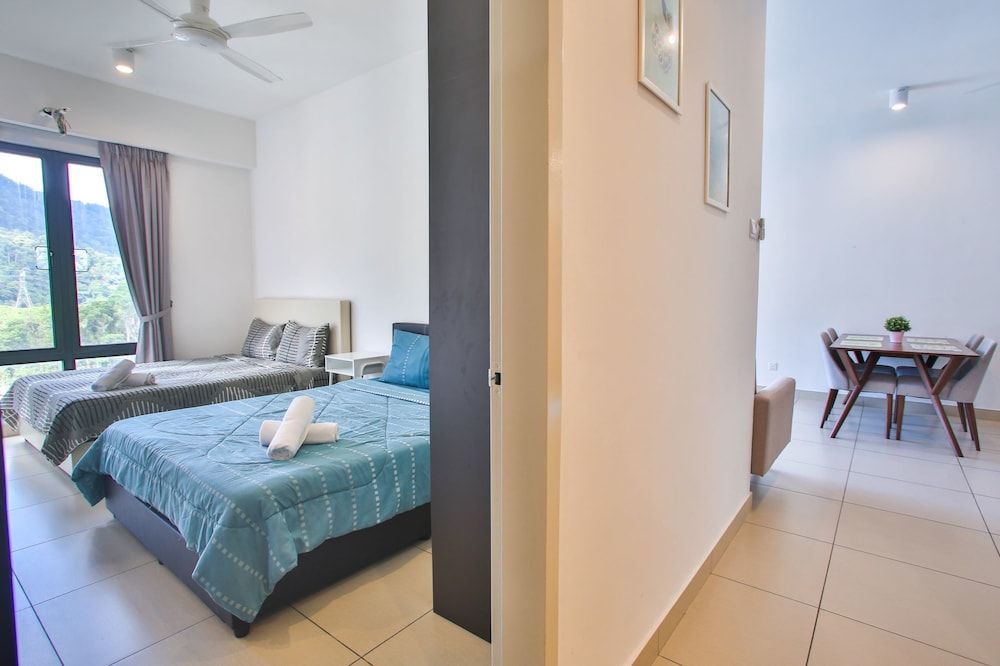 OwnAStay Midhill by Symphony Suite Superior Standard 6