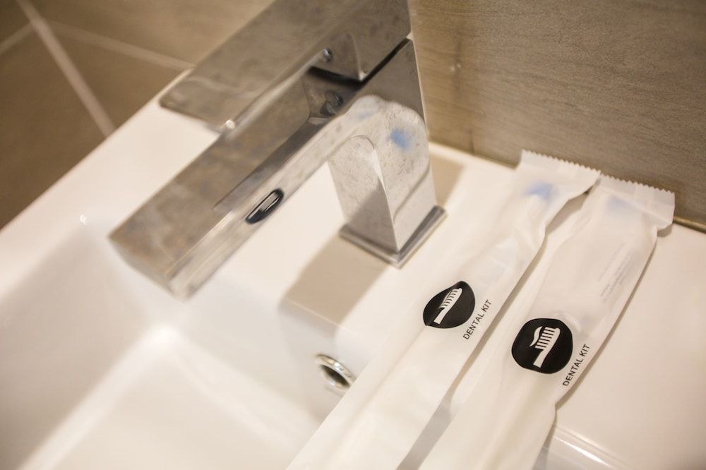 OwnAStay Midhill by Symphony Suite Superior Standard 31