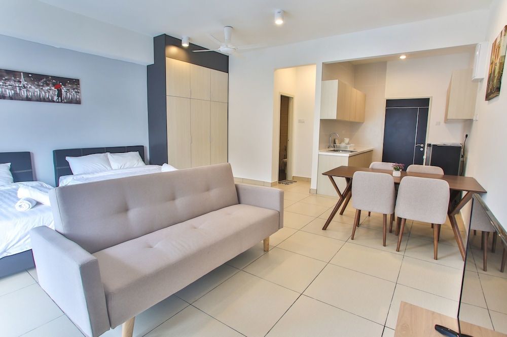 OwnAStay Midhill by Symphony Suite Deluxe Studio 31