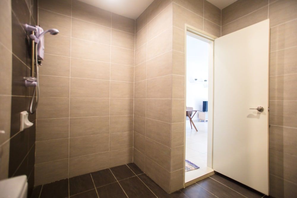 OwnAStay Midhill by Symphony Suite Standard Studio 6