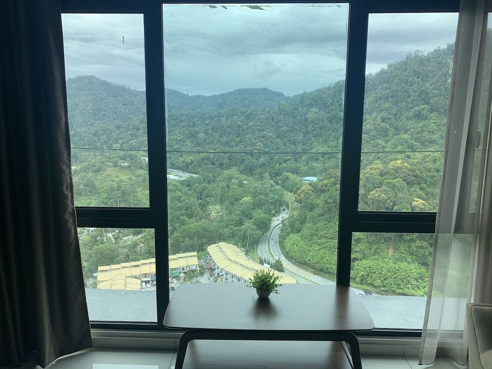 Jasmine's Crib Apartment, 2 Bedrooms (Crib 2, Level 25) 13