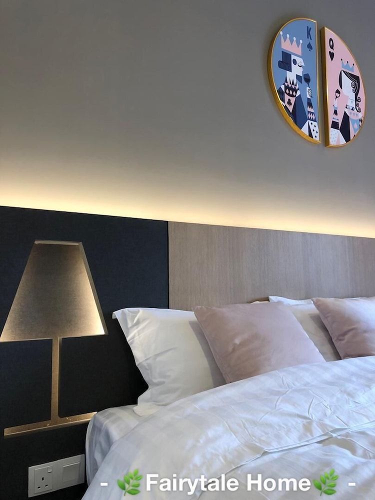 Windmill By Annette Soon Romantic Apartment, 2 Bedrooms 4