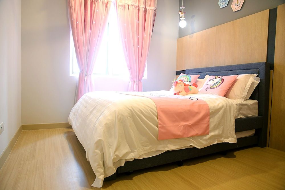 Windmill By Annette Soon Romantic Apartment, 2 Bedrooms