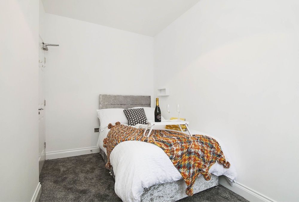 undefined Haven Apartments at Eglantine Avenue 8