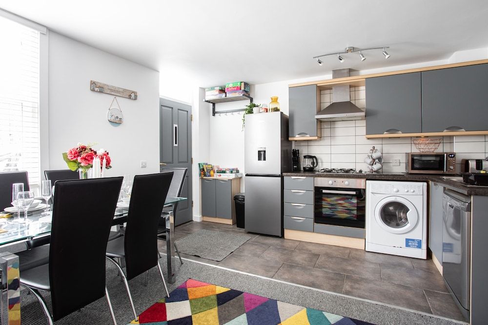 undefined Malone Crescent Apartment 5