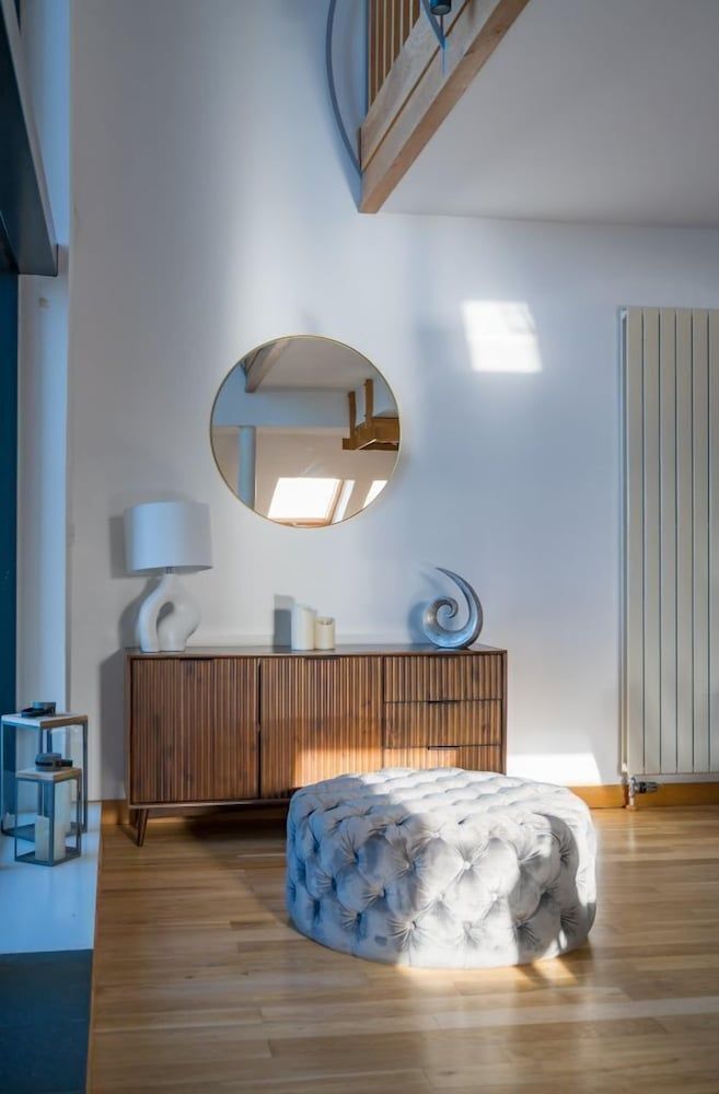 Pottingers Quay Deluxe Apartment, Ensuite, River View (Goliath 5-Bed) 18