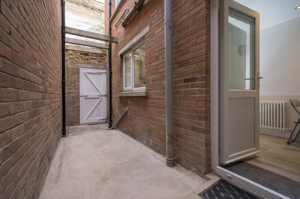 undefined Central Belfast Apartments: Georgian House 4