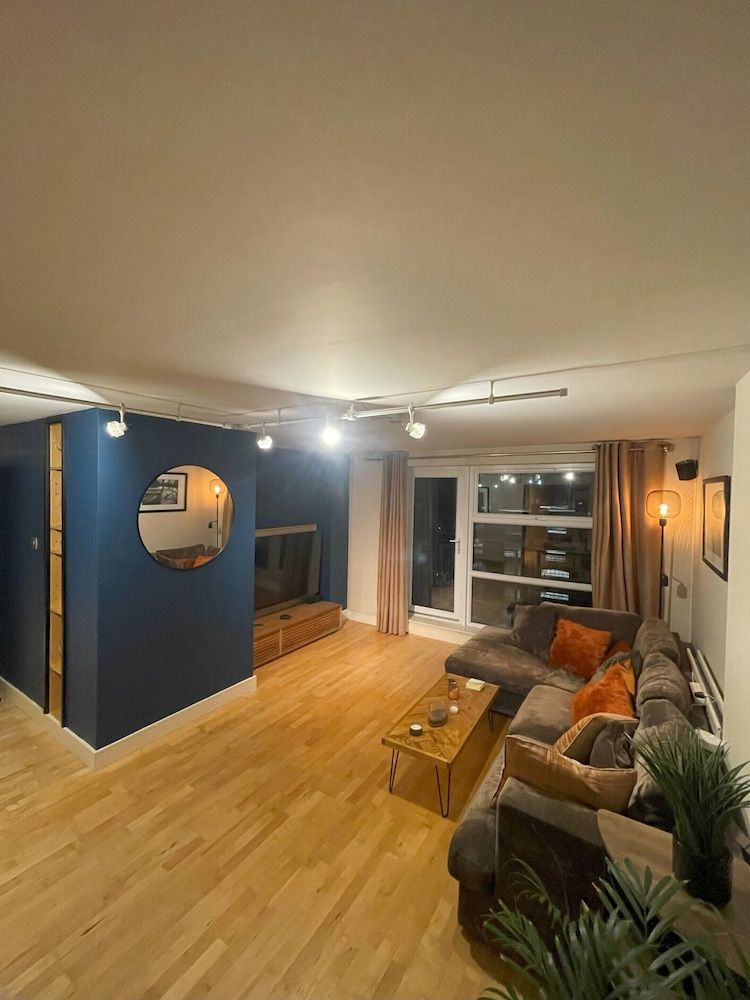 undefined Central Belfast Apartments: Park Avenue 2