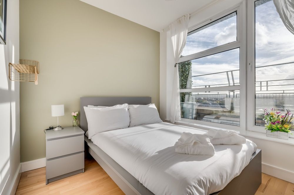 undefined Central Belfast Apartments: Park Avenue 6