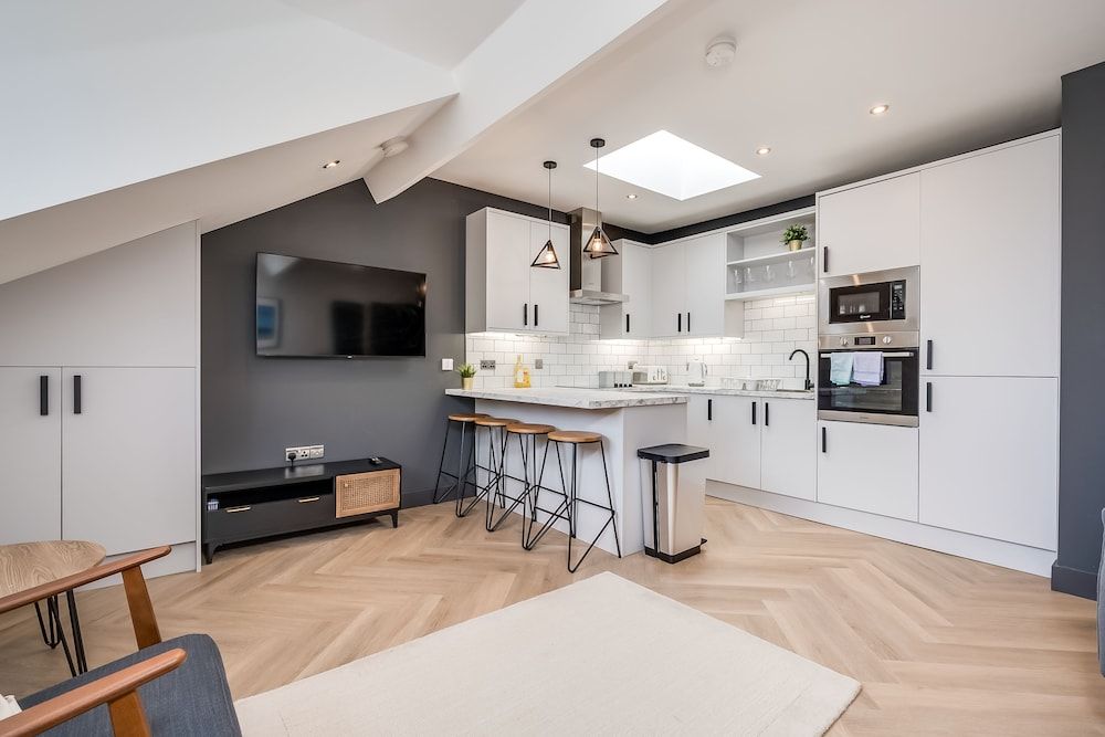 undefined Central Belfast Apartments: University Street 2