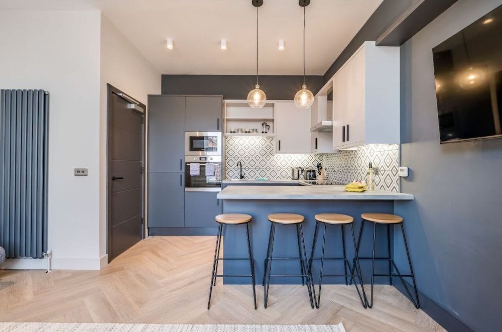 undefined Central Belfast Apartments: University Street 6