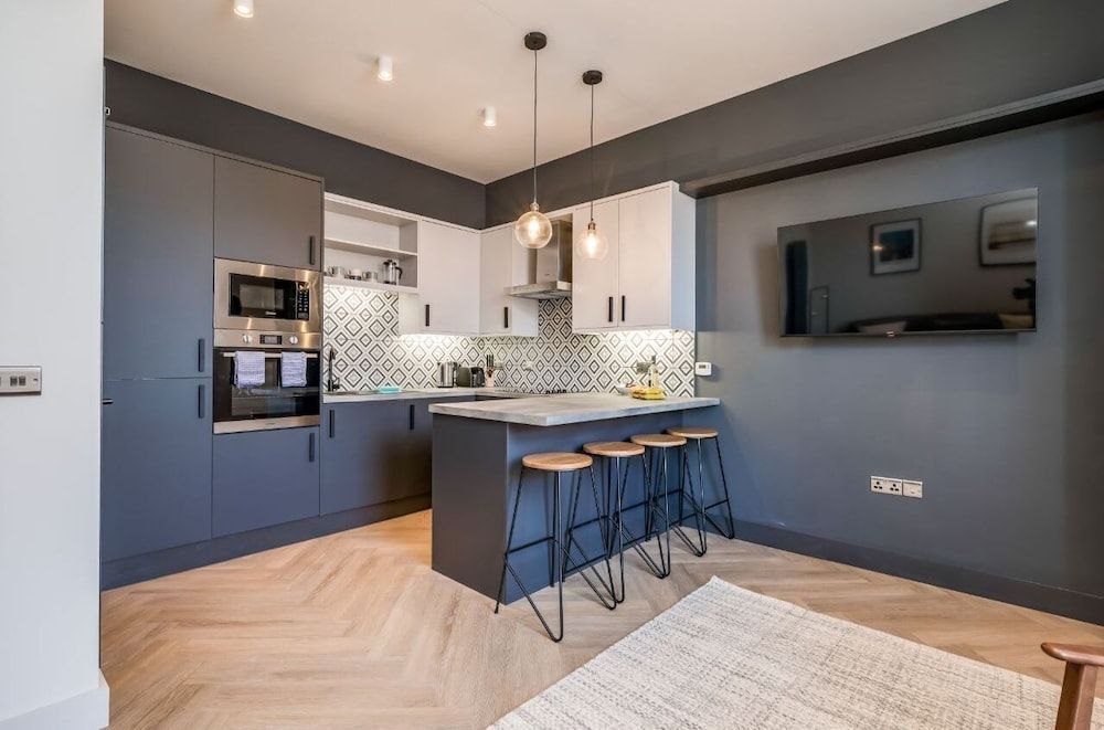 undefined Central Belfast Apartments: University Street 10
