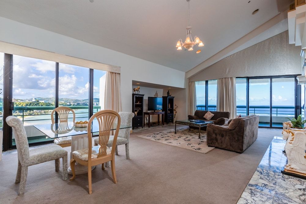 Alupang Beach Tower Presidential Penthouse, 5 Bedrooms, Kitchen, Ocean View 12