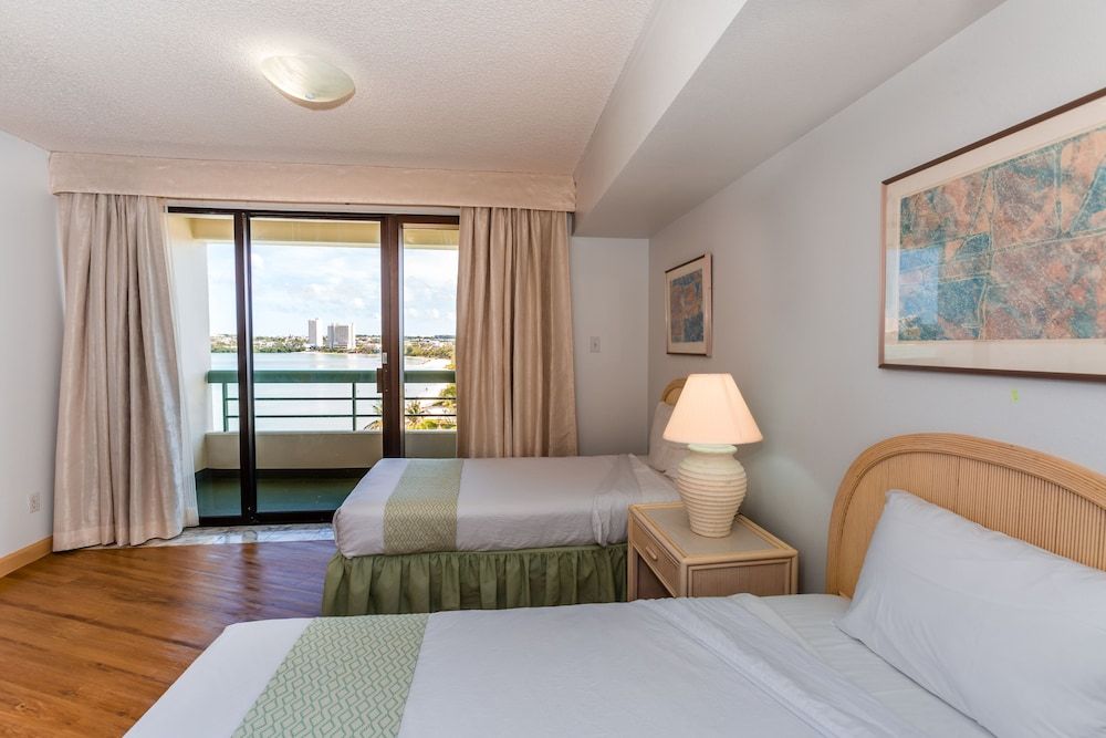 Alupang Beach Tower Panoramic Condo, 3 Bedrooms, Kitchen, Ocean View 4