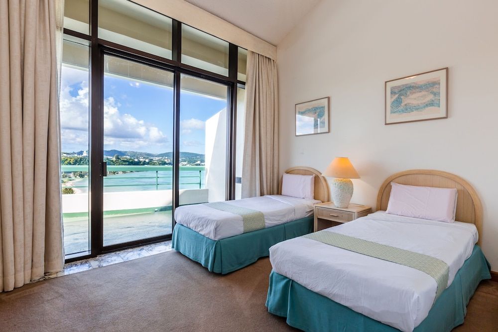 Alupang Beach Tower Presidential Penthouse, 5 Bedrooms, Kitchen, Ocean View