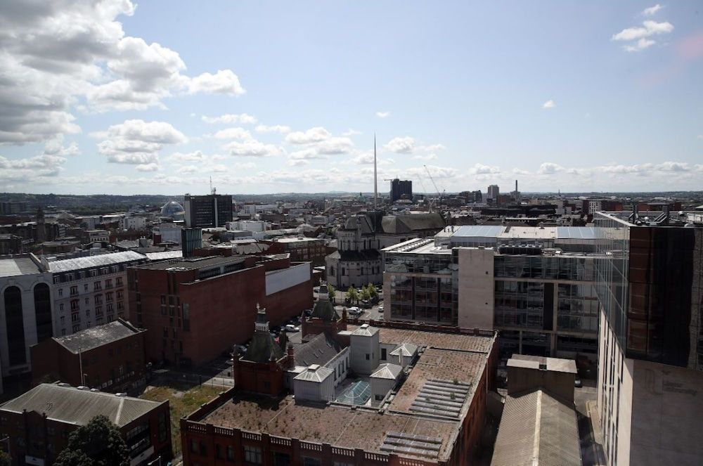 Central Belfast Apartments: Student Accommodation Superior Apartment, Private Bathroom