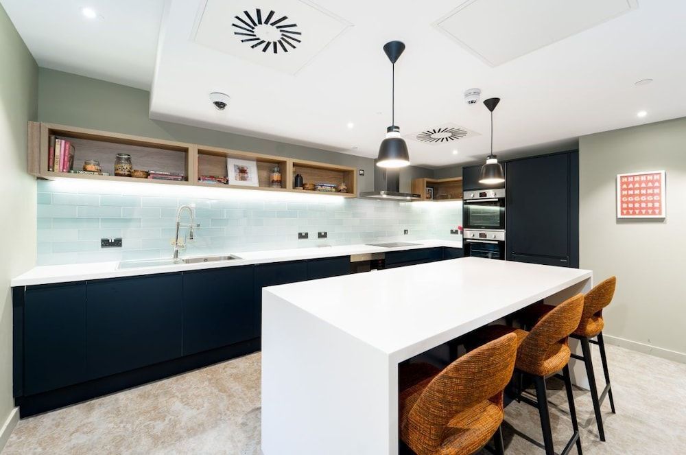 undefined Central Belfast Apartments: Student Accommodation 4