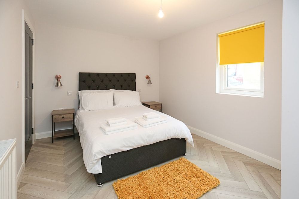 undefined No 1 Luxury Service Accommodation 9