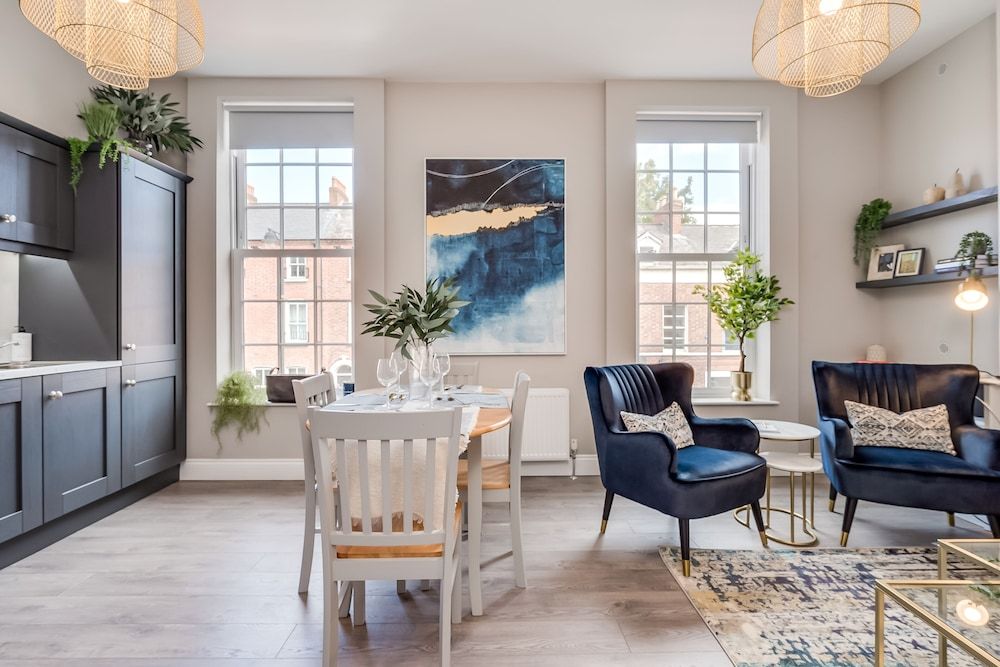 undefined Central Belfast Apartments: Botanic