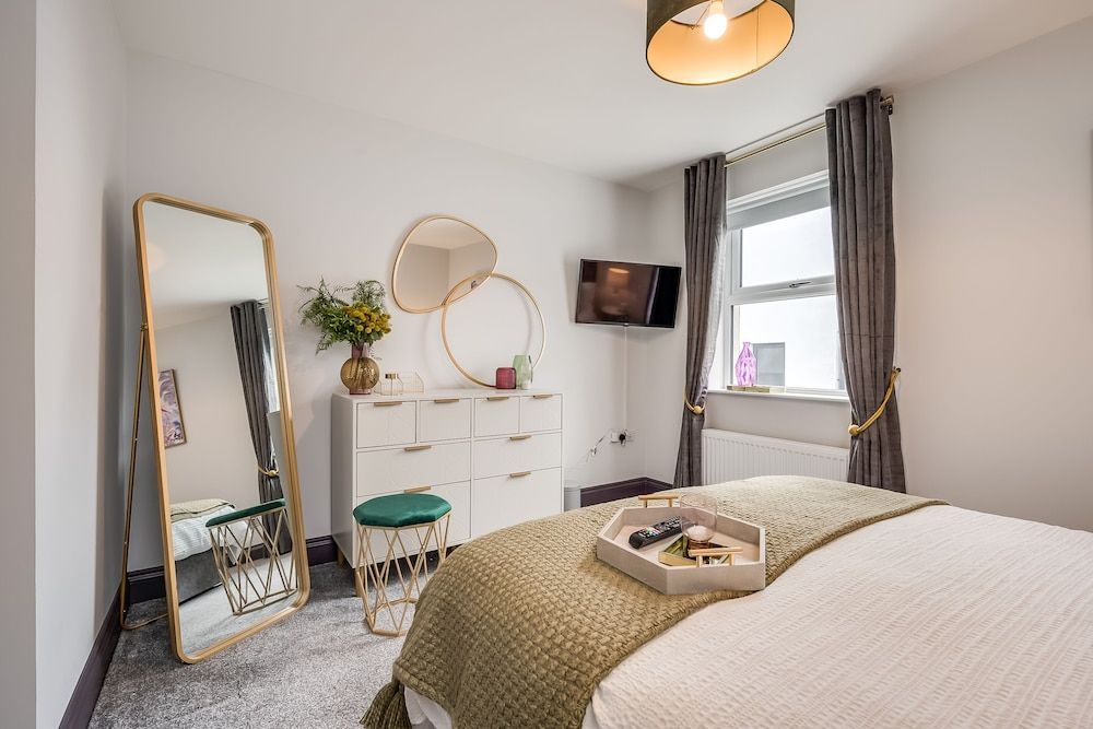 undefined Central Belfast Apartments: Botanic 10