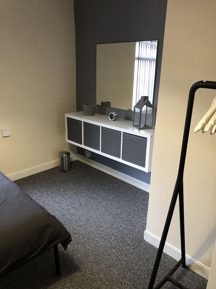 undefined Belfast Town House 6