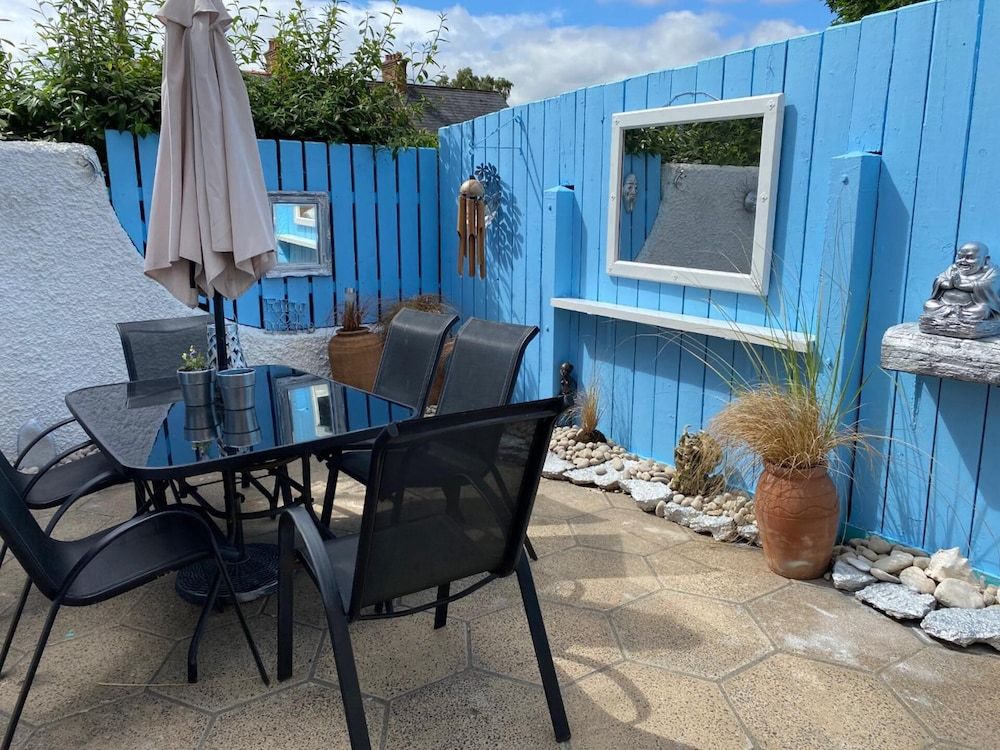 undefined Remarkable 3-bed House in Belfast