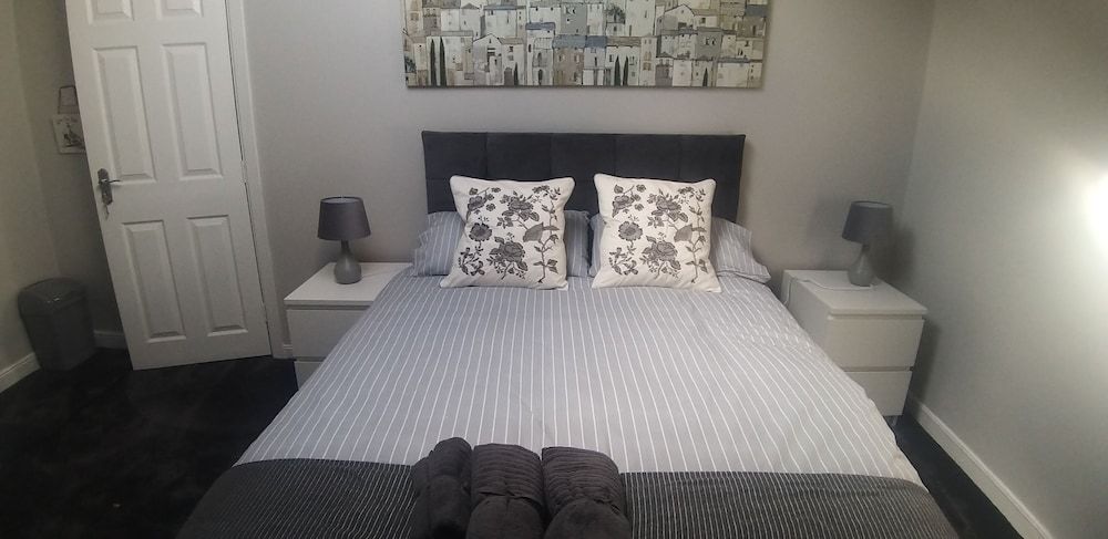 undefined St James Street Townhouse Belfast