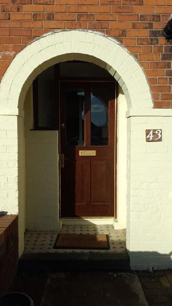 undefined Deacon Street Guesthouse 2