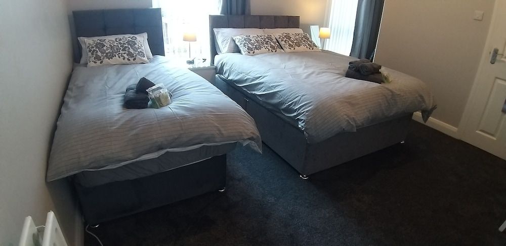 undefined Fitzsimons Town House Belfast 3