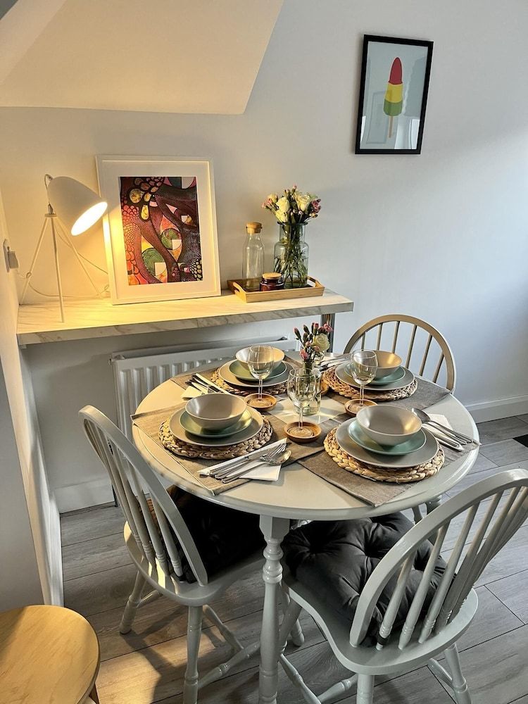 undefined Cosy 2-bed House Close to Belfast City Centre 3