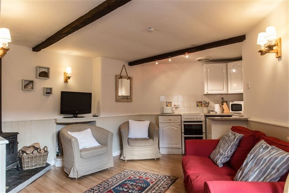Cottage (The Linhay)