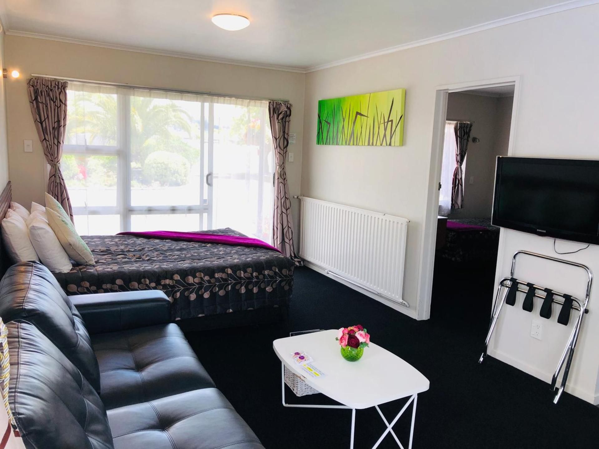 Superior Family Apartment - 1